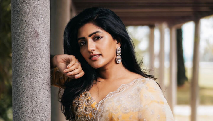 Eesha Rebba beautiful stills in Anarkali outfit