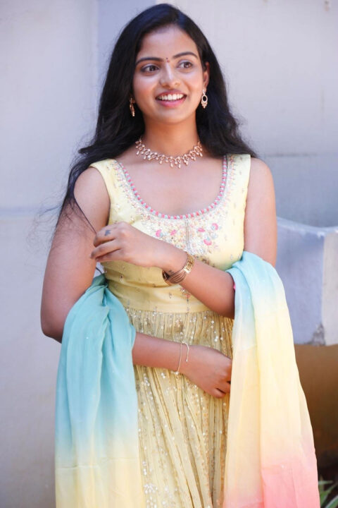 Reethu Gayatri at Ravana Kalyanam Movie Opening