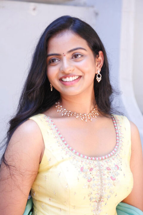 Reethu Gayatri at Ravana Kalyanam Movie Opening