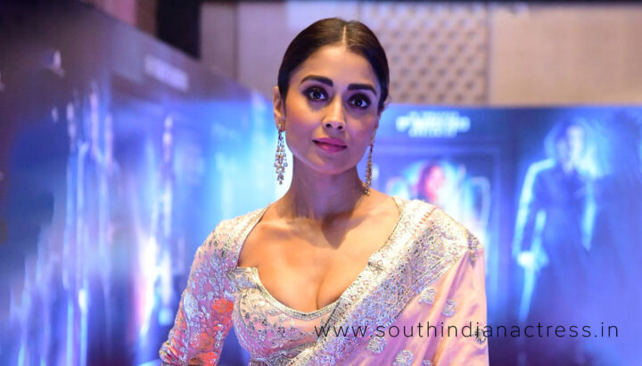 Shriya Saran at Kabzaa Movie Song Launch