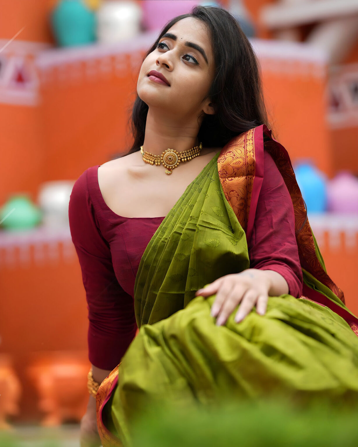 Deepthi Sunaina in silk saree photos - South Indian Actress