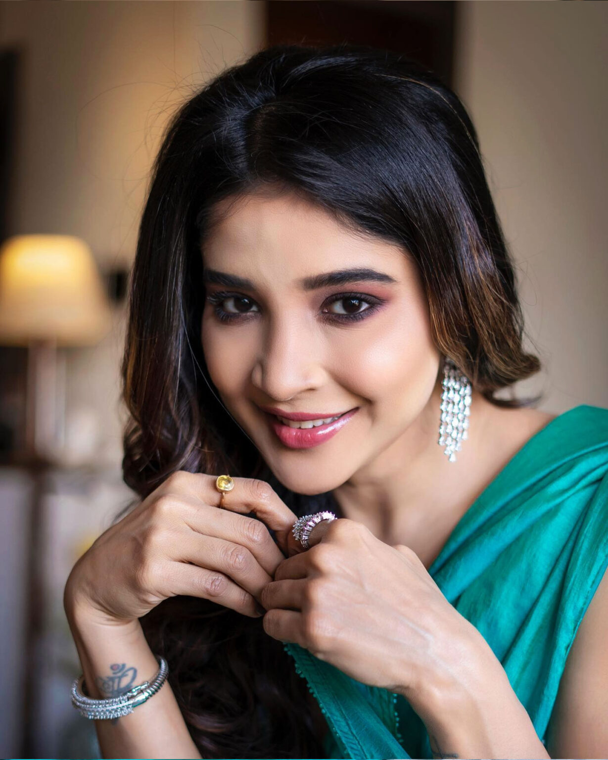 Sakshi Agarwal in cyan saree photos - South Indian Actress