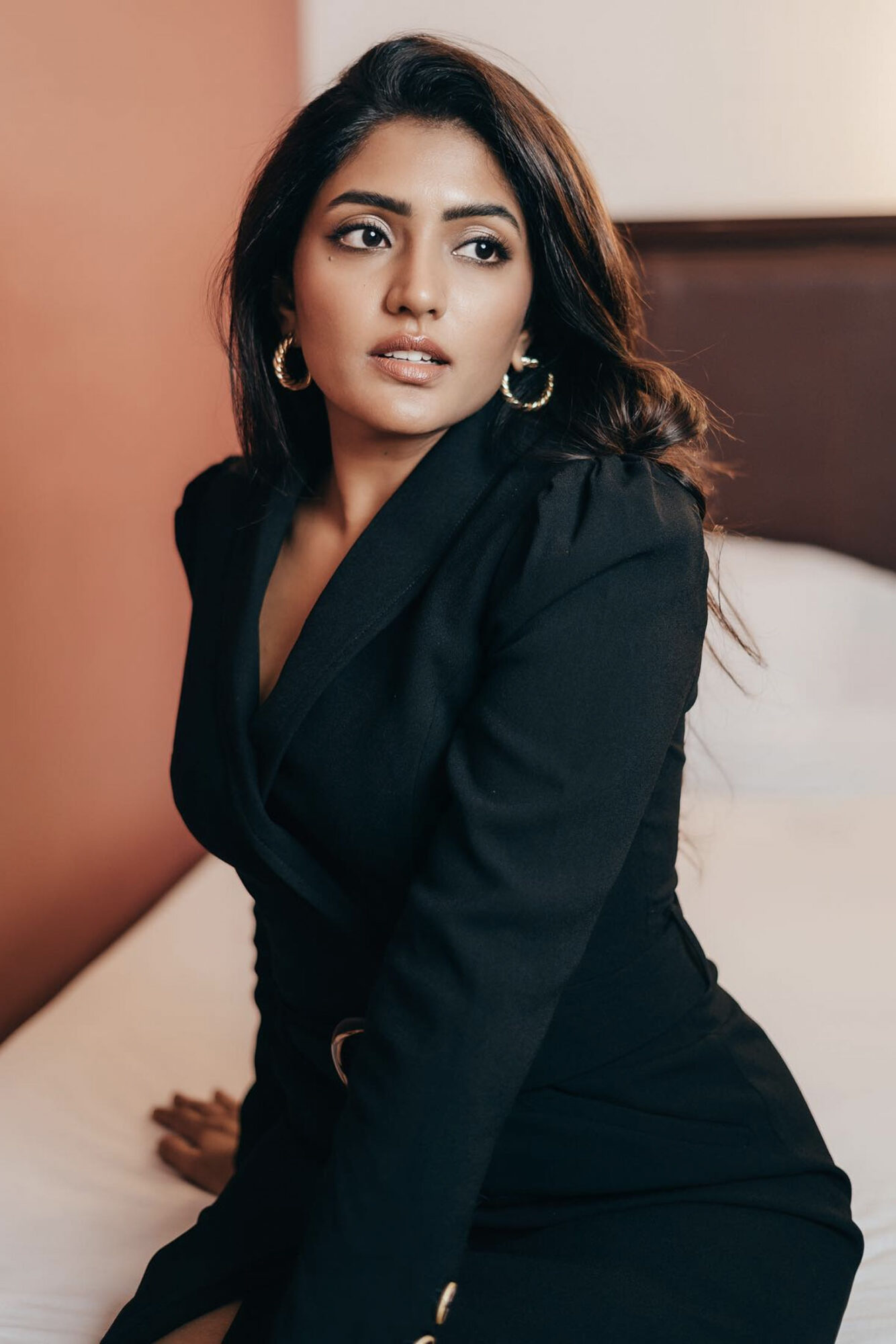 Eesha Rebba shines in a stylish look in a black dress - South Indian ...