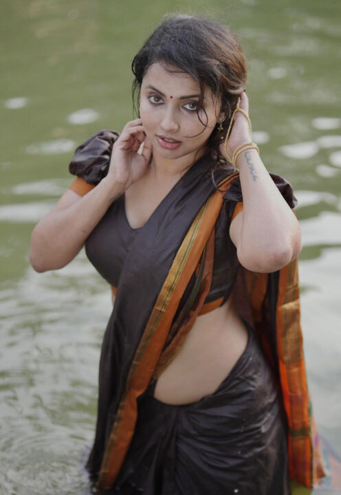 Anicka Vikramman stunning poses in saree