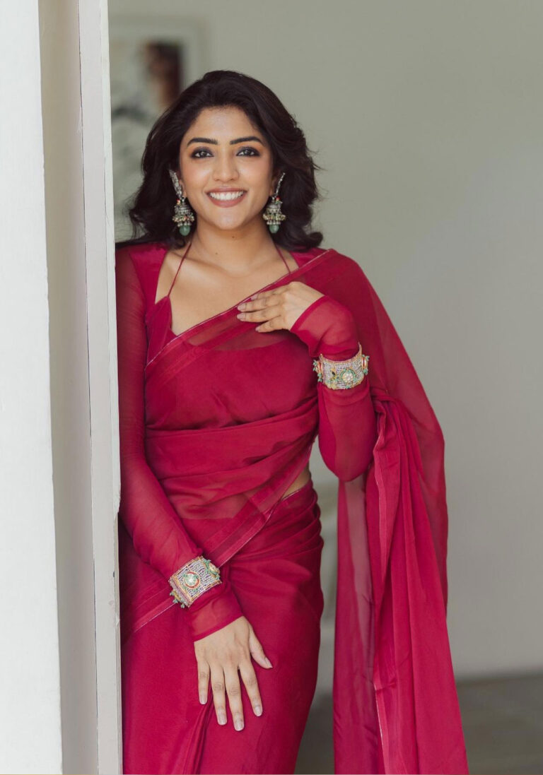 Eesha Rebba in maroon saree photos - South Indian Actress