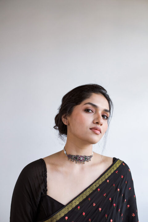 Sunaina in black crepe silk saree photos