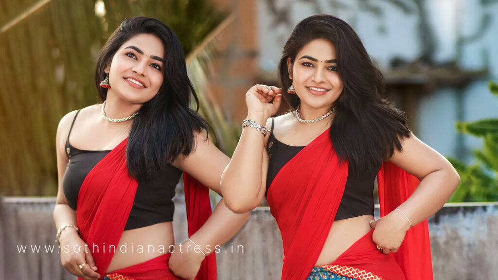 Captivating Photos of Shruthi Selvam in Half Saree