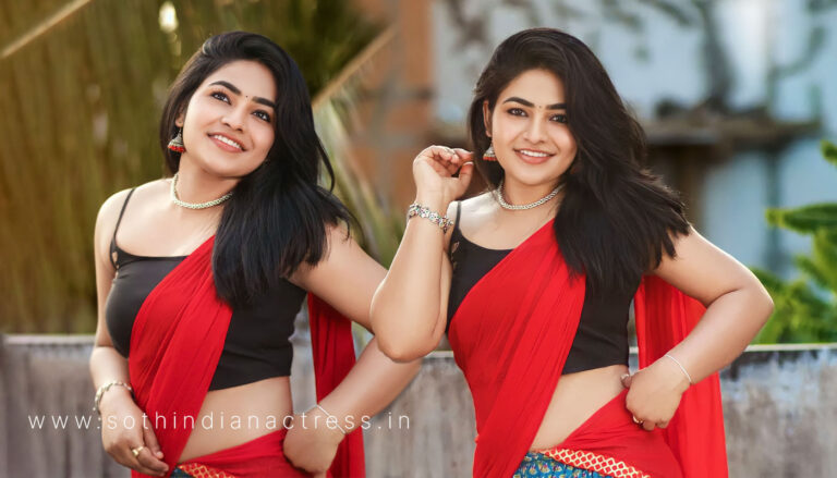 Shruthi Selvam in Half Saree photos
