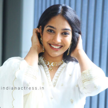 Karthika Muralidharan at Aakasham Daati Vastava Press Meet