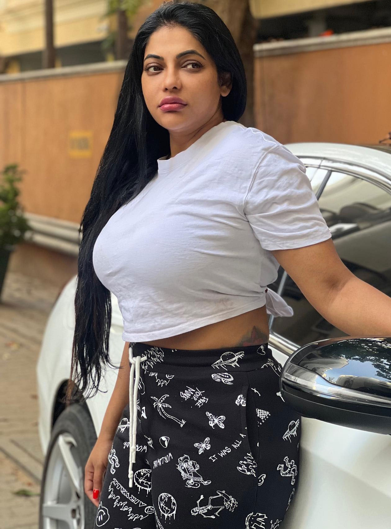 Nude indian girls big boobs