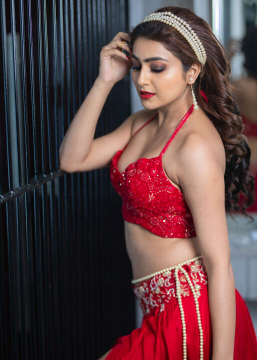 Avantika Mishra sizzles in red outfit