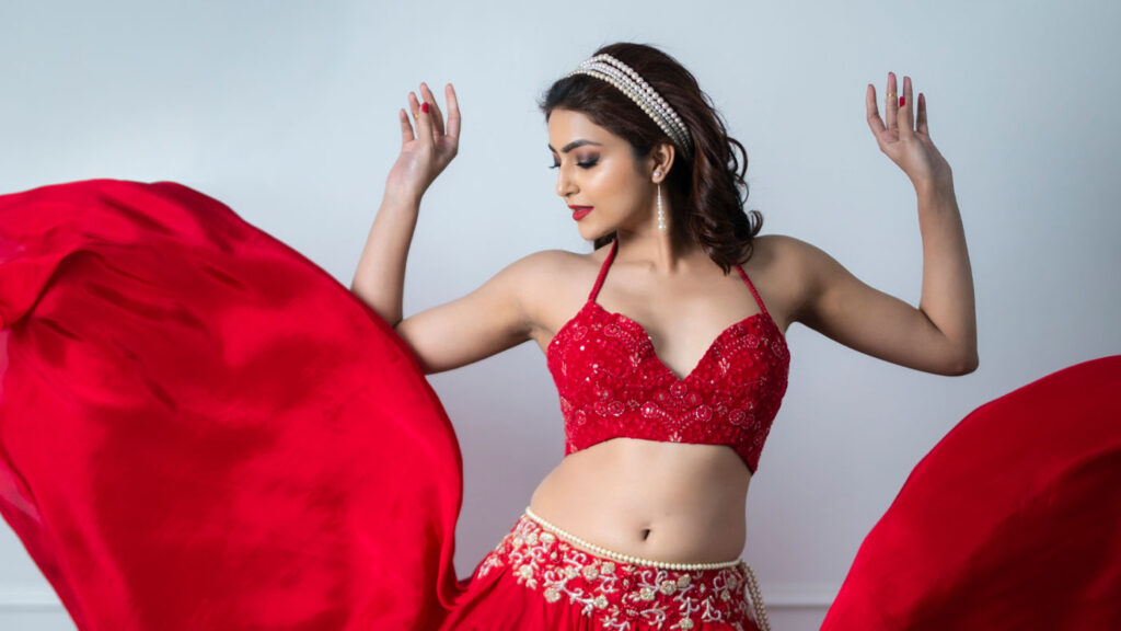 Avantika Mishra sizzles in red outfit
