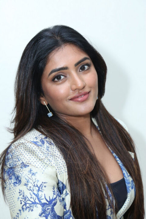 Eesha Rebba stills at Maama Machendra movie interview