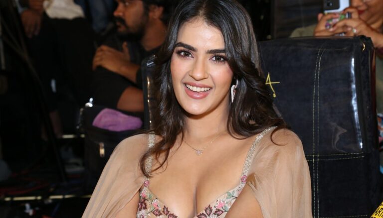 Kavya Thapar sizzling stills at Eagle movie trailer launch