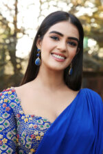 Kavya Thapar at Ooru Peru Bhairavakona press meet - South Indian Actress