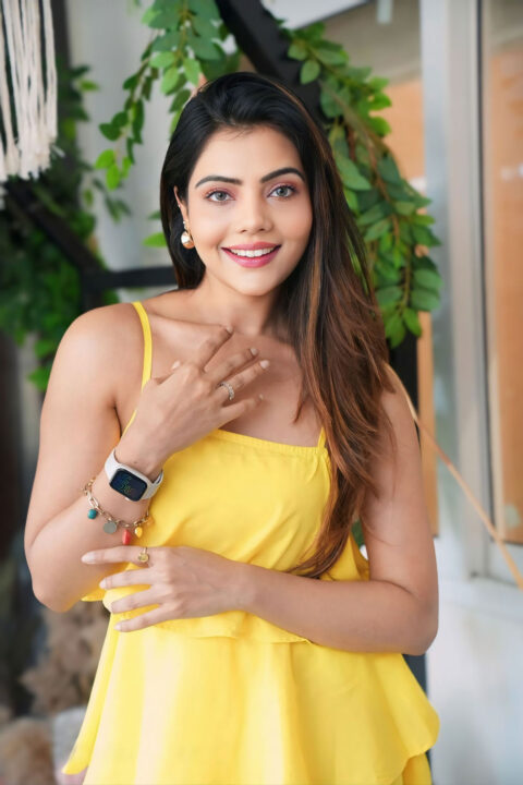 Advika Shekhhar Yellow Glam at Arisa Bottega Launch