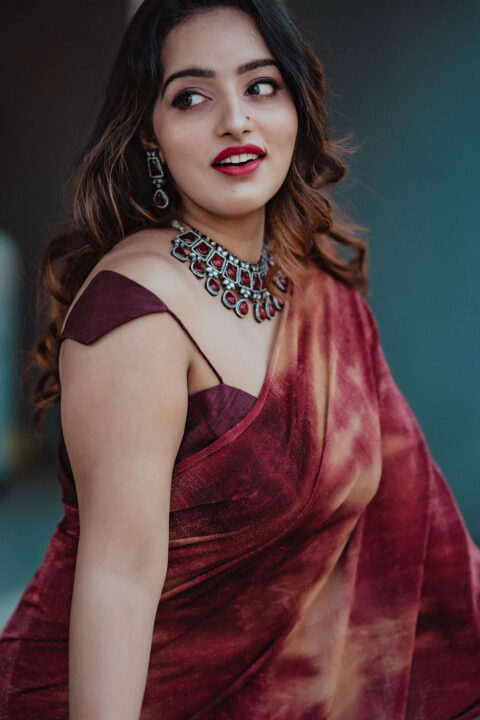 Malavika Menon in Saree Fashion Highlights