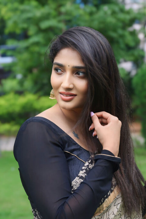 Priya Vadlamani in Elegant Saree for Veeranjaneyulu Viharayathra Trailer