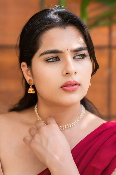 Kavya Kalyanram in Cream Half Saree and Maroon Shawl