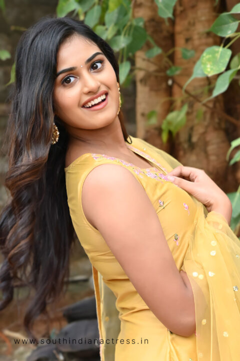 Vaishnavi Krishnamurthy Stuns at Manmayi Press Meet Event