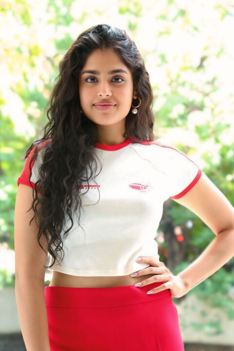 Faria Abdullah Keeps It Casual at Mathu Vadalara 2 Interview