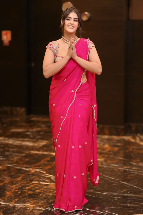 Kavya Thapar Looks Elegant in Pink Saree at Viswam Pre-Release Event