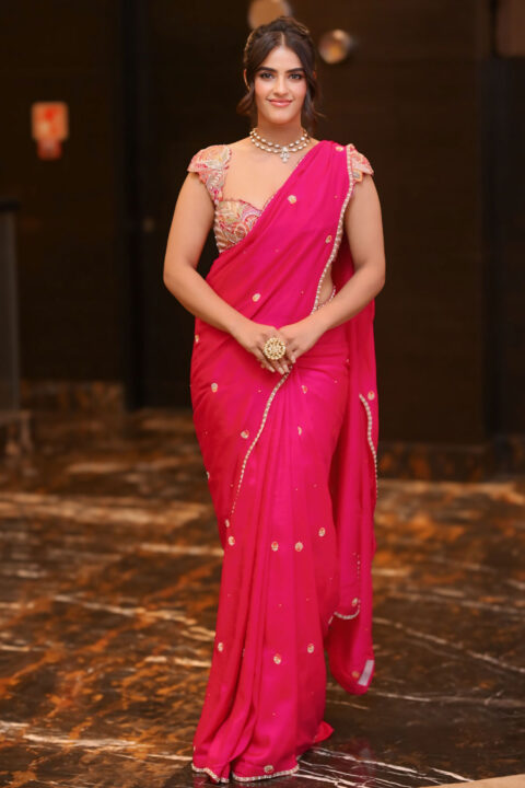 Kavya Thapar Wows in Pink Saree at Viswam Pre-Release Event