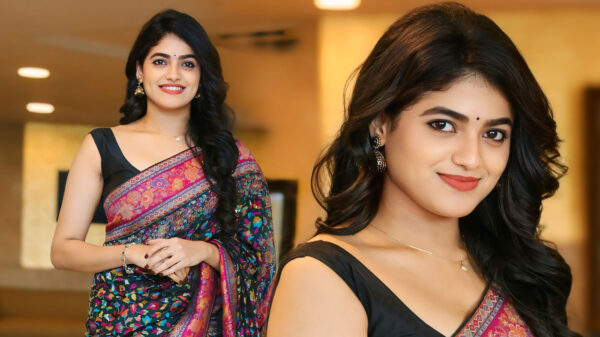 Sangeerthana Vipin Rocks Chitrarekha Saree at Janaka Aithe Ganaka Promotion