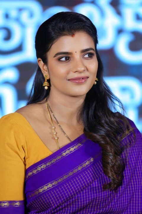 Aishwarya Rajesh in Traditional Saree at Sankranthiki Vasthunnam Press Meet