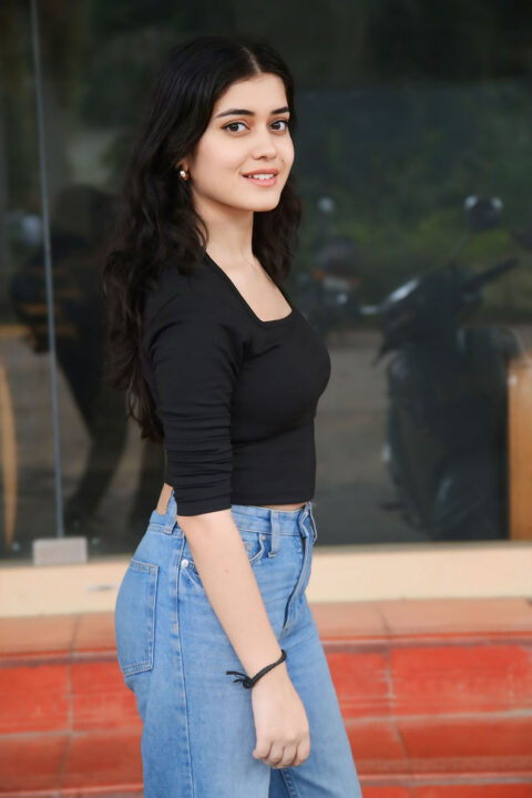 Aishwarya Sharma Rocks Black and Denim Look at Drinker Sai Event