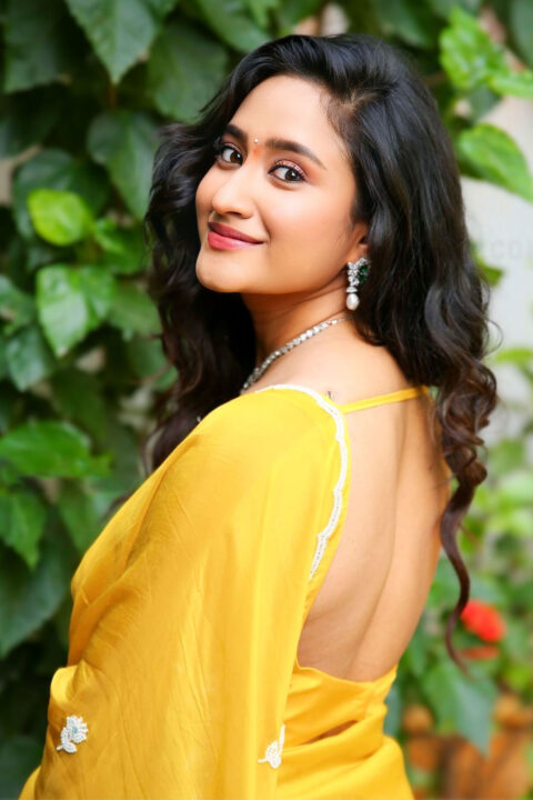 Manika Chikkala Sizzles in Yellow Saree at Dhandoraa Movie Launch