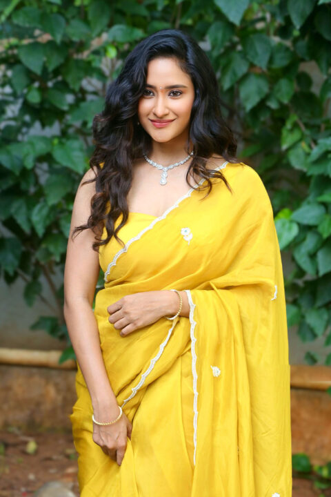 Manika Chikkala in Yellow Saree at Dhandoraa Telugu Movie Launch