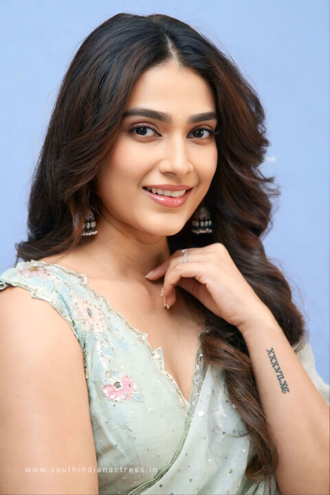 Aakanksha Singh Stuns in Pastel Green Saree at Shashtipoorthi Glimpse Launch