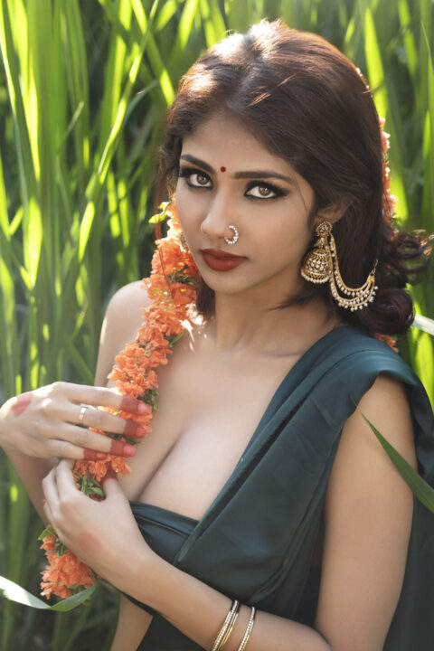 Aaradhya Devi mouth watering cleavage stills