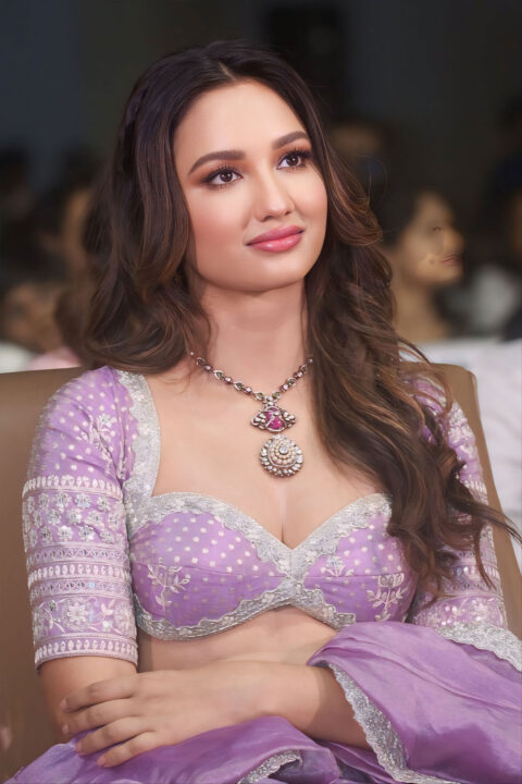 Akanksha Sharma Sizzling Purple Lehenga at Laila Pre-Release Event