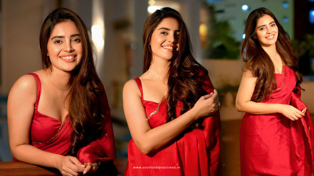 Kushita Kallapu in red chiffon saree photos