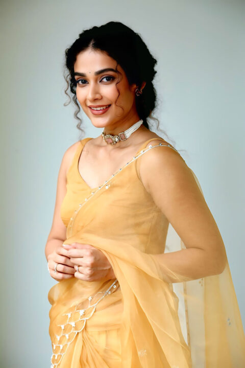 Aakanksha Singh in yellow saree elegance at Shashtipoorthi interview shoot