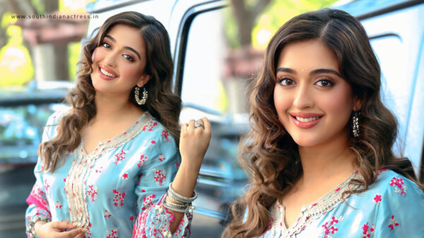 Gayatri Bharadwaj in Mulmul kurta blends elegance with cultural flair