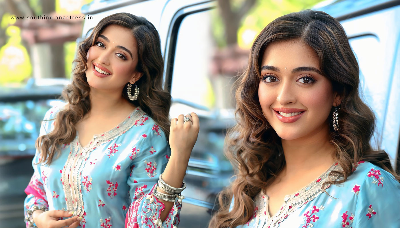 Gayatri Bharadwaj in Mulmul kurta blends elegance with cultural flair