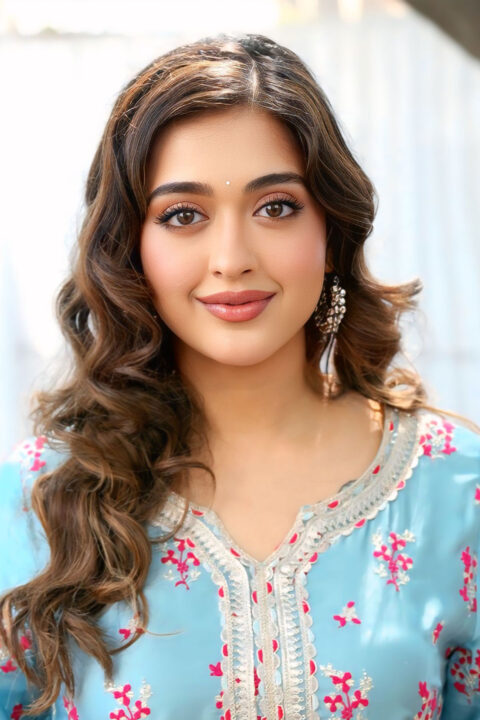 Gayatri Bharadwaj in blue kurta look charms Cult movie launch event