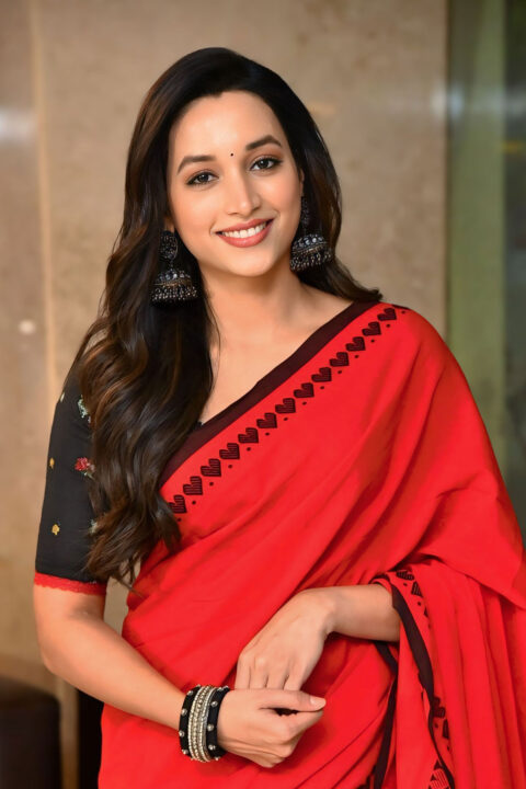 Srinidhi Shetty embraces handloom grace at HIT 3 success celebration