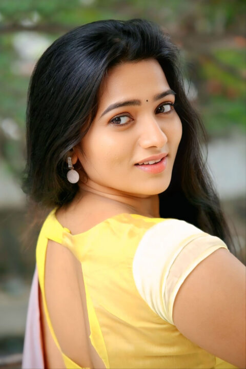 Rekha Nirosha in Stunning Saree Look for Thank You Dear Event