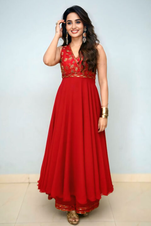 Teju Ashwini Golden Touch on a Red Gown for Chai Wala