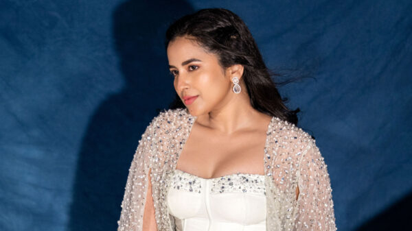 Komalee Prasad Latest Photoshoot: Elegance in White and Silver