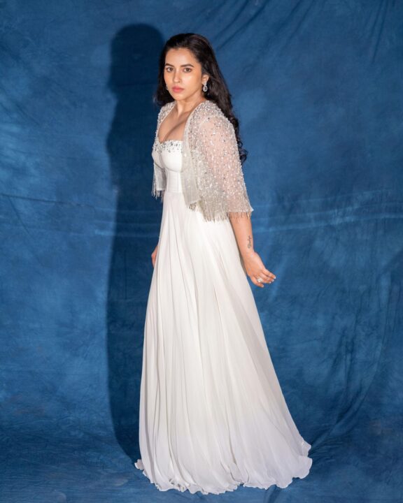 Komalee Prasad's High-Fashion Look Styled by Anahita