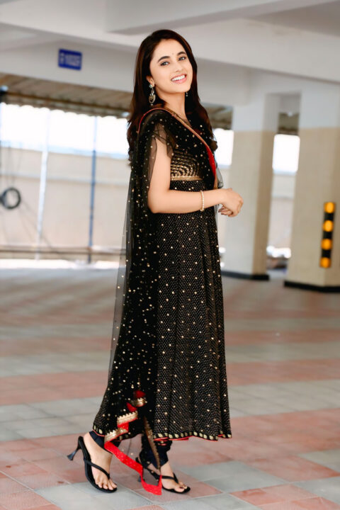 Priyanka Arul Mohan Graceful Look at OG Interview