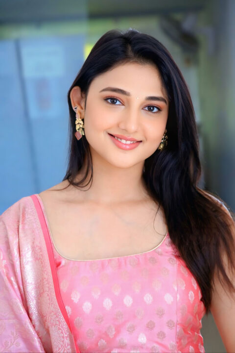 Ritika Nayak Flawless Appearance in a Pink Kurta
