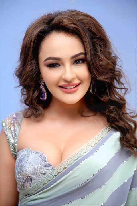 Jathasya Maranam Dhruvam Teaser: Seerat Kapoor in seductive style