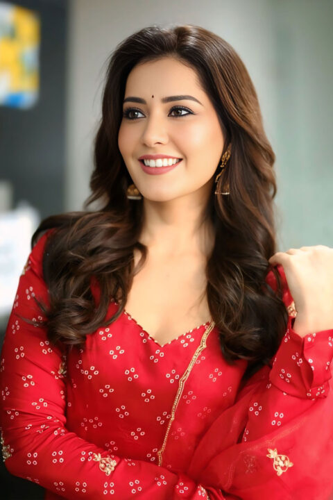 Telusu Kada Interview: Raashii Khanna Gorgeous Traditional Look