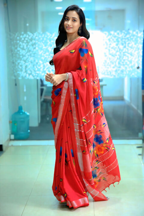 Srinidhi Shetty Charming Look in a Red Saree at Telusu Kada Promotions